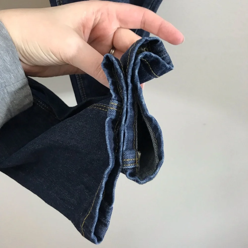 Max Jeans skimmer dark wash distressed skinny jean